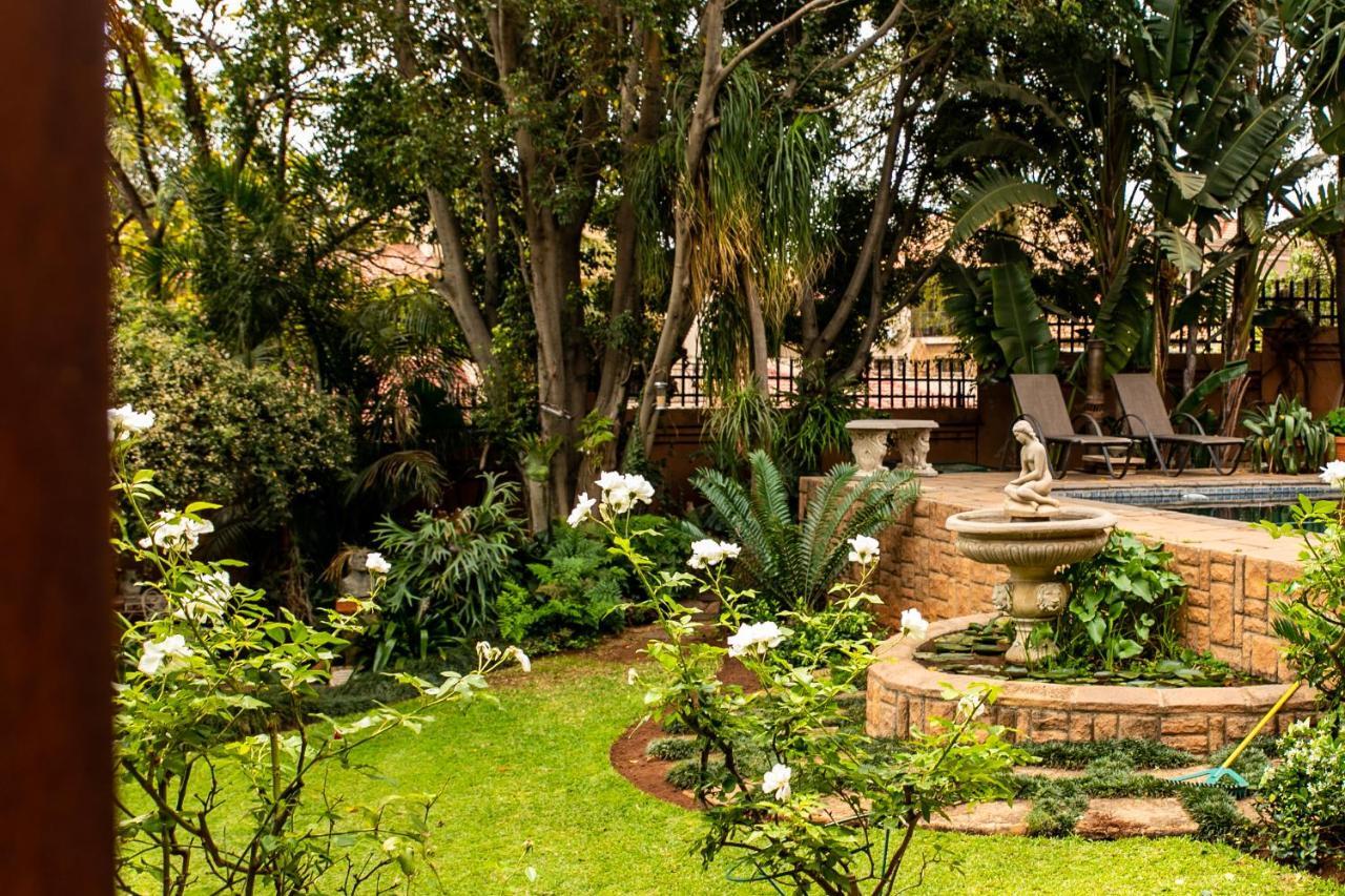 Terra Casa Guesthouse ルステンブルク エクステリア 写真