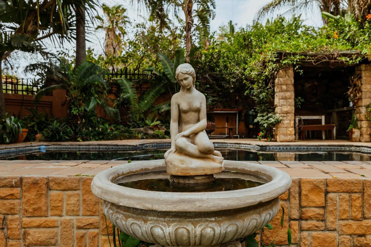 Terra Casa Guesthouse ルステンブルク エクステリア 写真