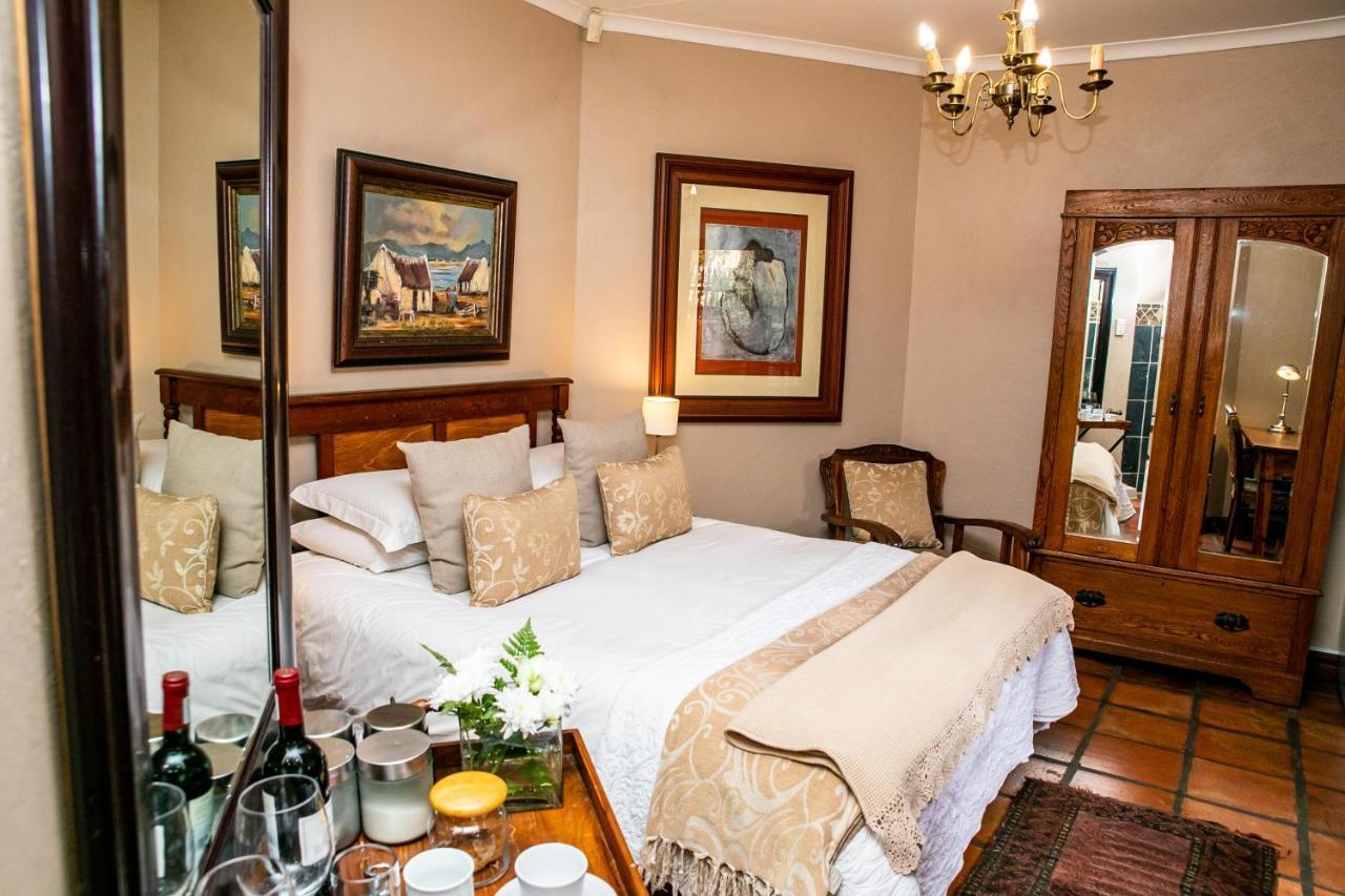 Terra Casa Guesthouse ルステンブルク エクステリア 写真