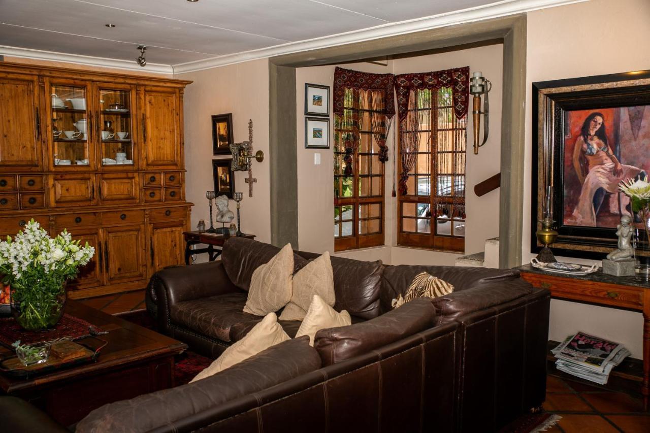 Terra Casa Guesthouse ルステンブルク エクステリア 写真